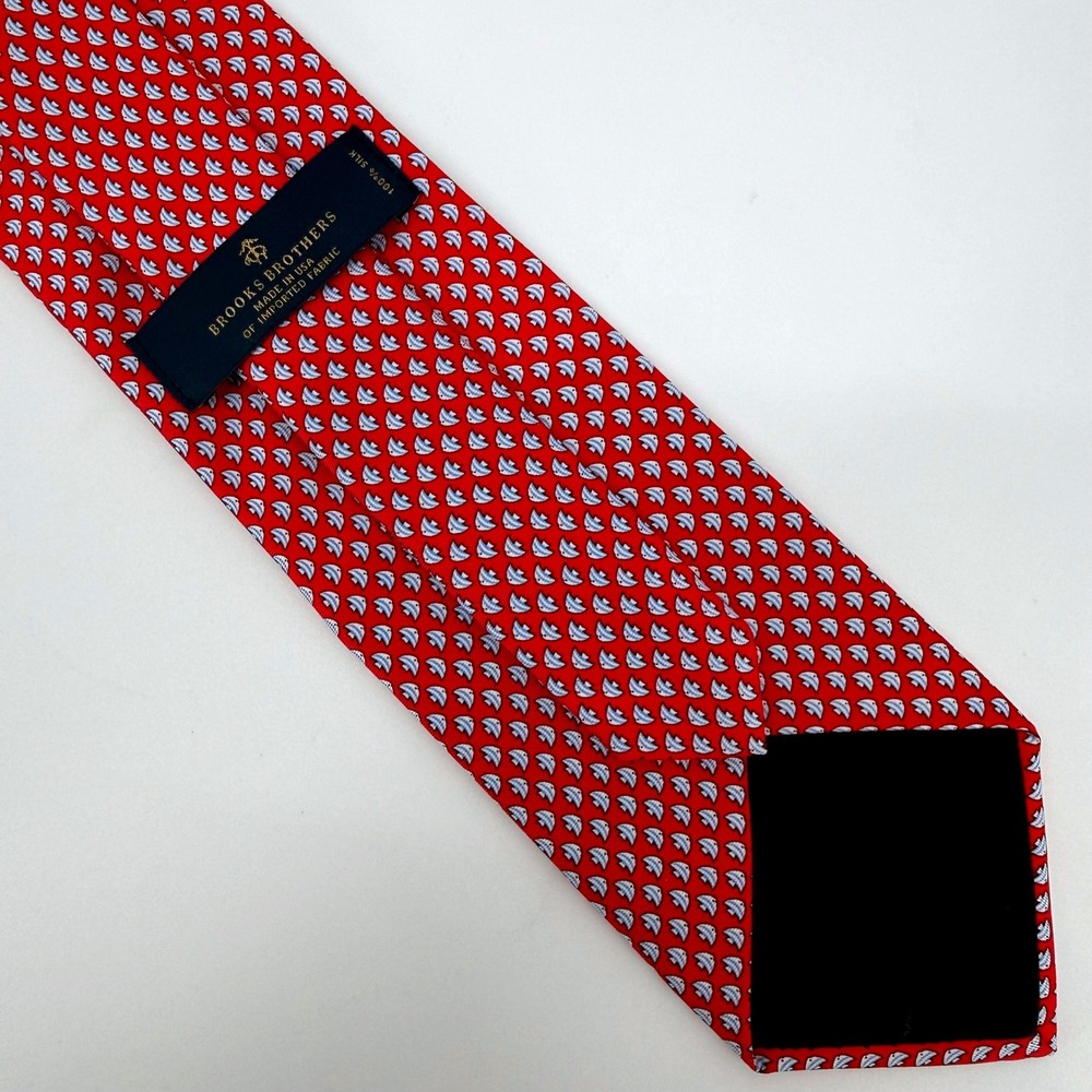 Brooks Brothers Red Silk Fish Print Necktie Nautical Men's Tie Made in USA